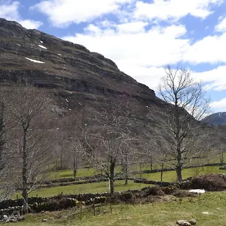 Preciosa Pasiega Restaurada *