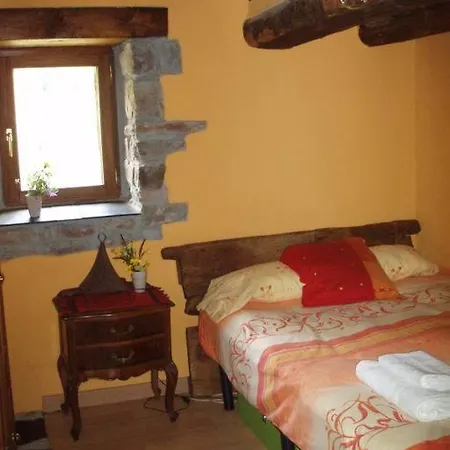 Preciosa Pasiega Restaurada Espinosa de los Monteros