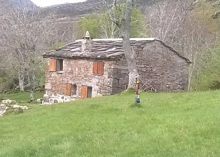 Preciosa Pasiega Restaurada Chalé