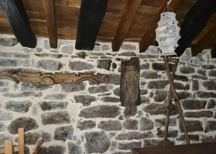 Preciosa Pasiega Restaurada Chalé Espinosa de los Monteros